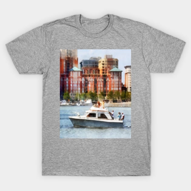 Baltimore MD - Cabin Cruiser by Baltimore Skyline T-Shirt by SusanSavad